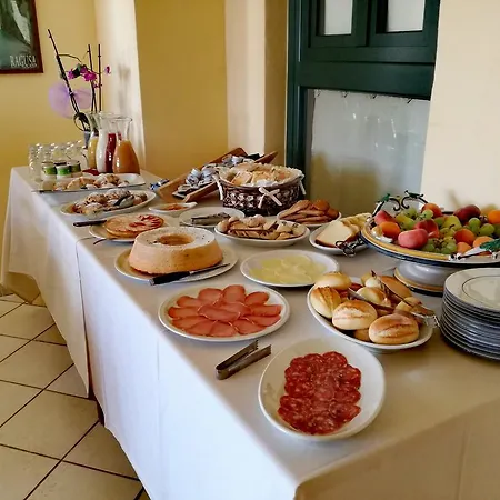 Farm stay Madonna Del Monte *