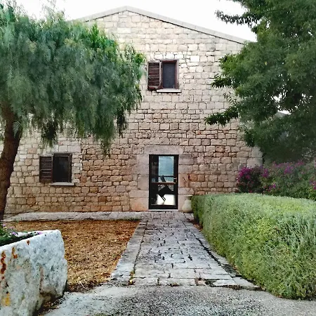 Farm stay Madonna Del Monte *